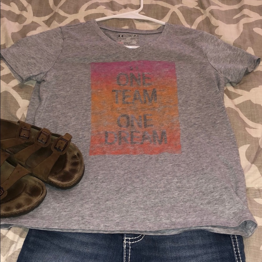 Under Armour - One team one dream - Size YM
